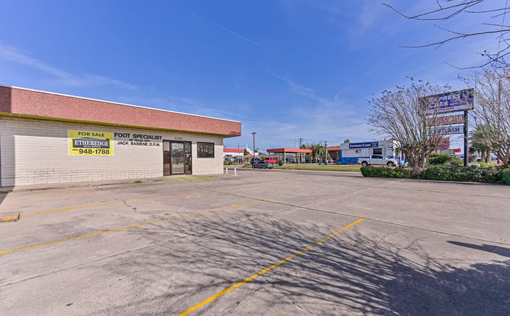 Pictures of Office property located at 3202 Palmer Hwy, Texas City, TX 77590 for sales - image #1