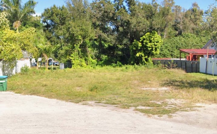 Pictures of Land property located at 1311 Laurel Dr, North Fort Myers, FL 33917 for sales - image #1