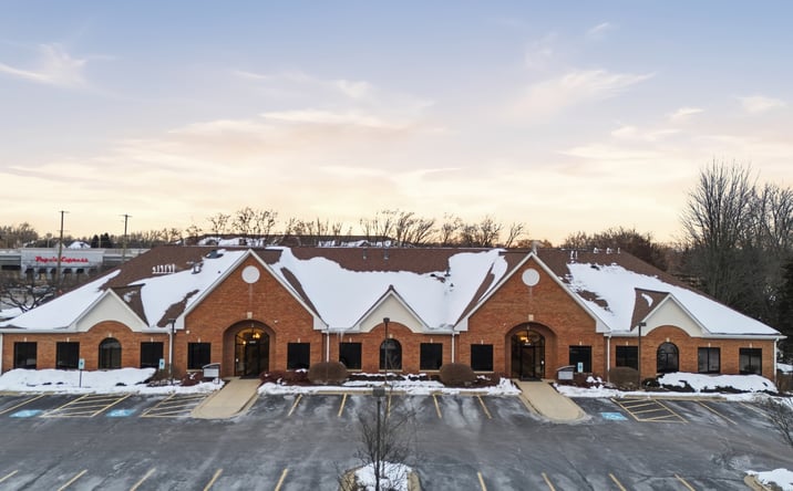 Pictures of Office property located at 6475 Washington Street, Gurnee, IL 60031 for sales - image #1