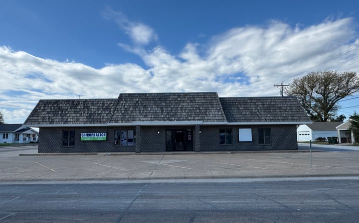 Pictures of Office property located at 1301 Pine St, Hays, KS 67601 for sales - image #1