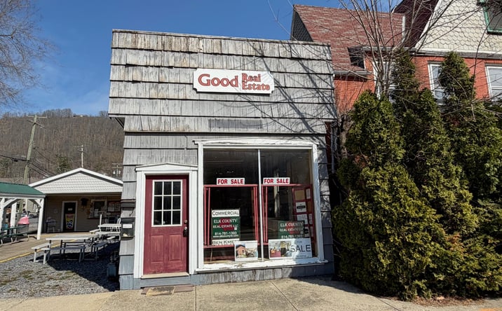 Pictures of Office, Retail, Special Purpose property located at 12 W 4th St, Emporium, PA 15834 for sales - image #1