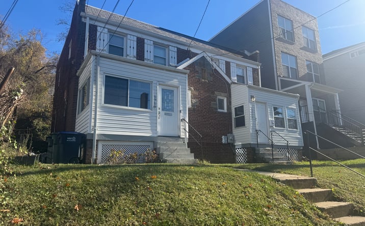 Pictures of Multifamily property located at 1710 28th Pl SE, Washington, DC 20020 for sales - image #1