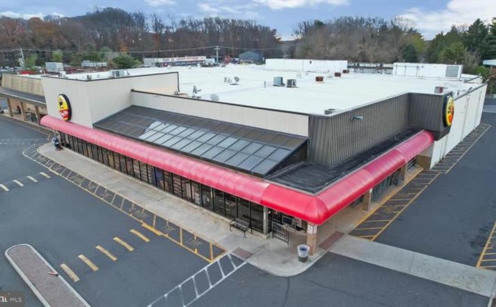 Pictures of Retail property located at 1230 Blackwood-Clementon Rd, Clementon, NJ 08021 for sales - image #1