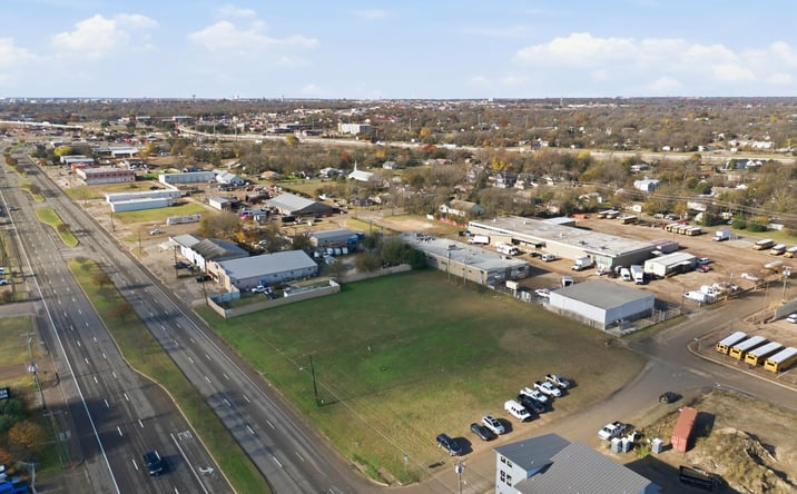 Pictures of Land property located at 2117 S 19th, Waco, TX 76705 for sales - image #1