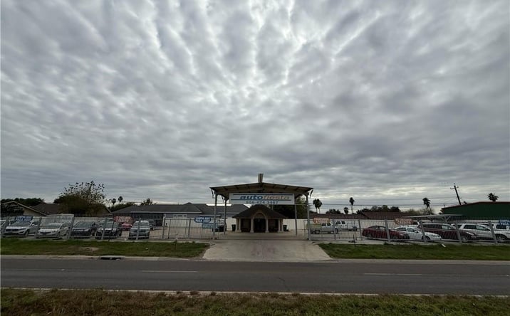Pictures of Retail property located at 1529 W Palma Vista Drive, Palmview, TX 78572 for sales - image #1