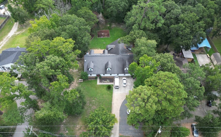 Pictures of Senior Living, Special Purpose, Office property located at 29818 E Hawthorne Dr, Spring, TX 77386 for sales - image #1