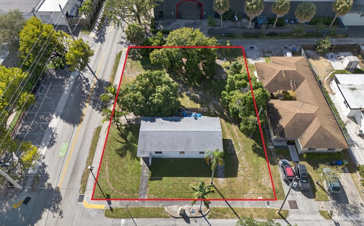 Pictures of Land property located at 900 NW 2nd Street, Fort, Fort Lauderdale, FL 33311 for sales - image #1