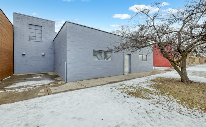 Pictures of Industrial property located at 25330 John R Rd, Madison Heights, MI 48071 for sales - image #1