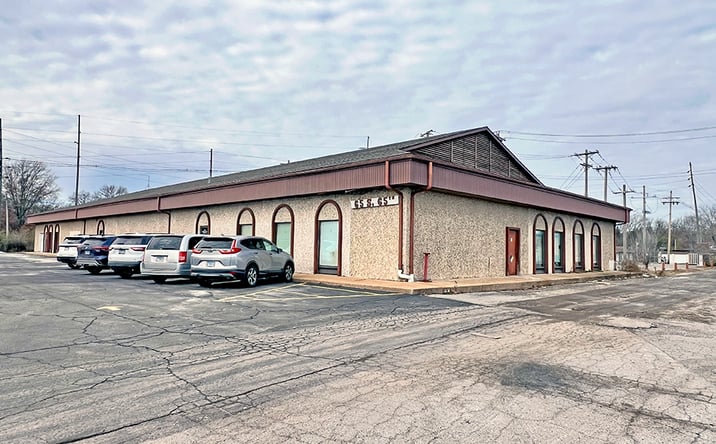Pictures of Office property located at 65 S 65th St, Belleville, IL 62223 for sales - image #1