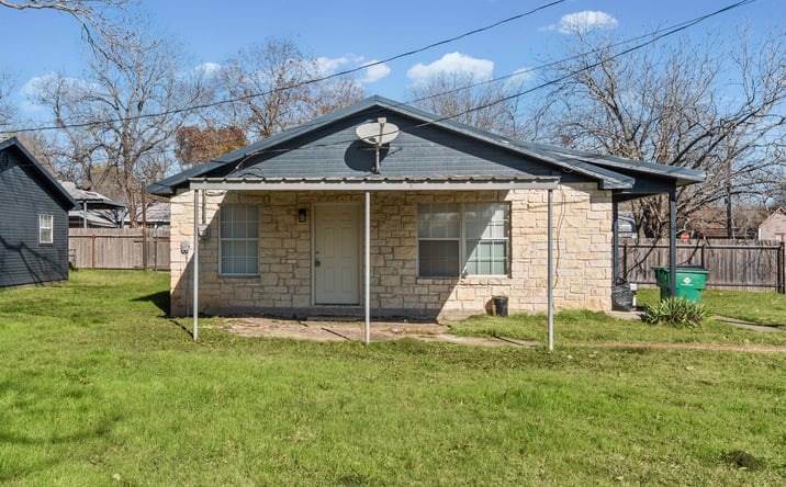 Pictures of Multifamily property located at 205 8th St, Moody, TX 76557 for sales - image #1