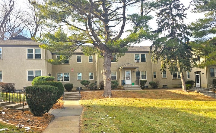 Pictures of Multifamily property located at 818 N 46th St, Omaha, NE 68132 for sales - image #1