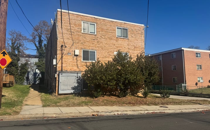 Pictures of Multifamily property located at 5324 C St SE, Washington, DC 20019 for sales - image #1