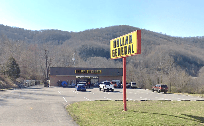 Pictures of Retail property located at 1747 Park Ave NW, Norton, VA 24273 for sales - image #1