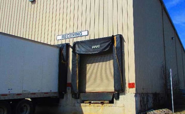 Pictures of Industrial property located at 952 Frederick St, Hagerstown, MD 21740 for sales - image #1
