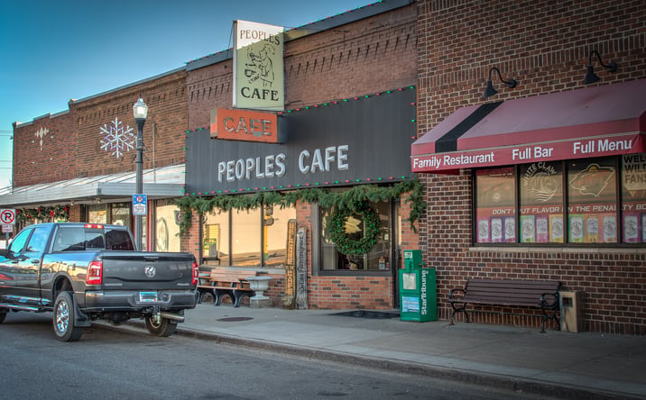 Pictures of Retail property located at 118 Main St S, Cambridge, MN 55008 for sales - image #1