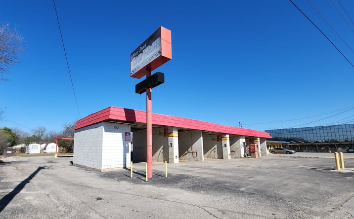 Pictures of Mixed Use, Retail property located at 4423 E Houston St, San Antonio, TX 78220 for sales - image #1