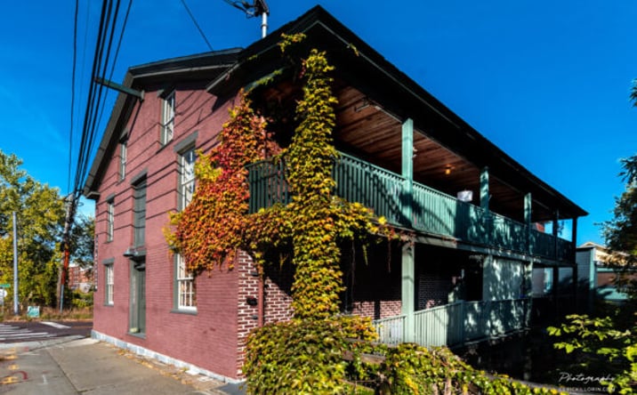 Pictures of Retail property located at 495 Colchester Ave, Burlington, VT 005401 for sales - image #1
