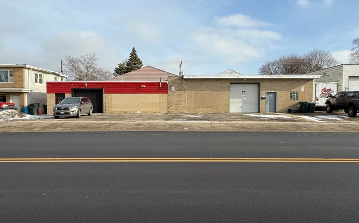 Pictures of Industrial property located at 2103 - 2105 Galilee Avenue, Zion, IL 60099 for sales - image #1