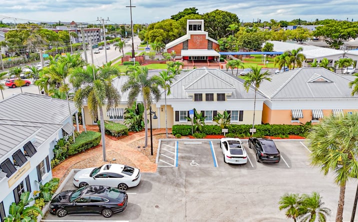 Pictures of Office property located at 615 SE 10th St, Deerfield Beach, FL 33441 for sales - image #1