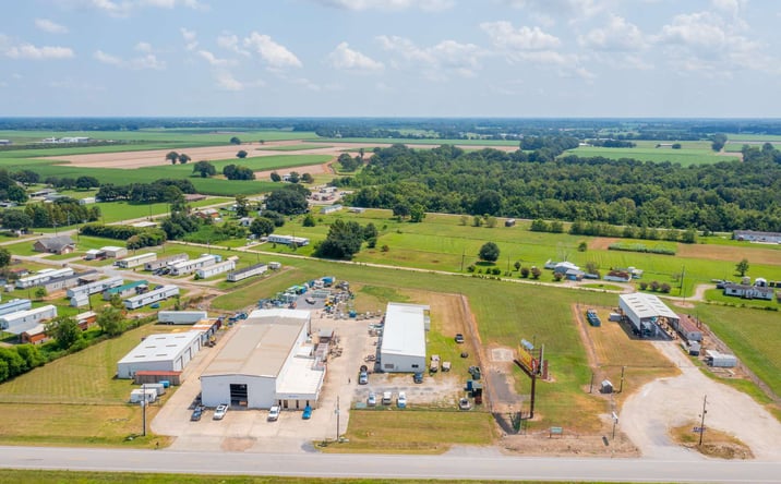 Pictures of Industrial property located at 7914 Highway 90 W, New Iberia, LA 70560 for sales - image #1