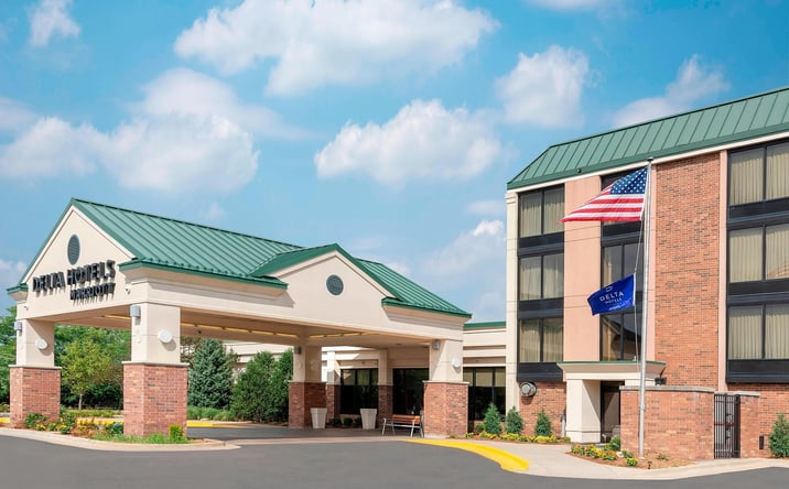 Pictures of Hospitality property located at 2747 S 11th St, Kalamazoo, MI 49009 for sales - image #1