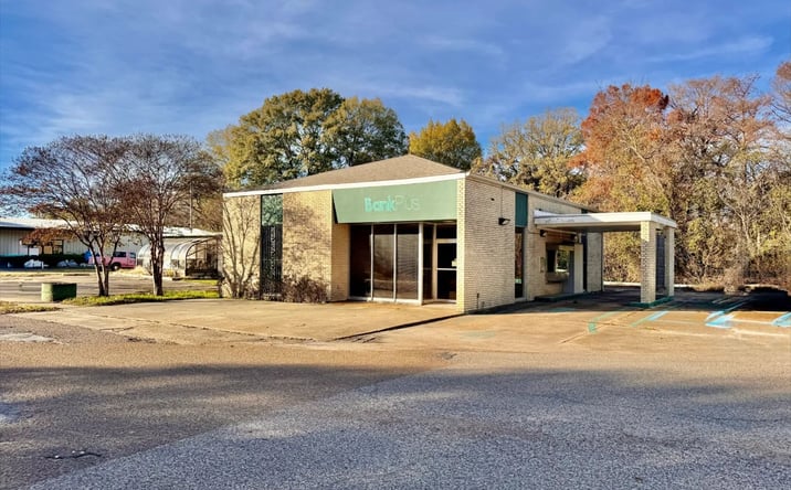 Pictures of Land property located at 100 Julia Street, 69799, MS 39426 for sales - image #1