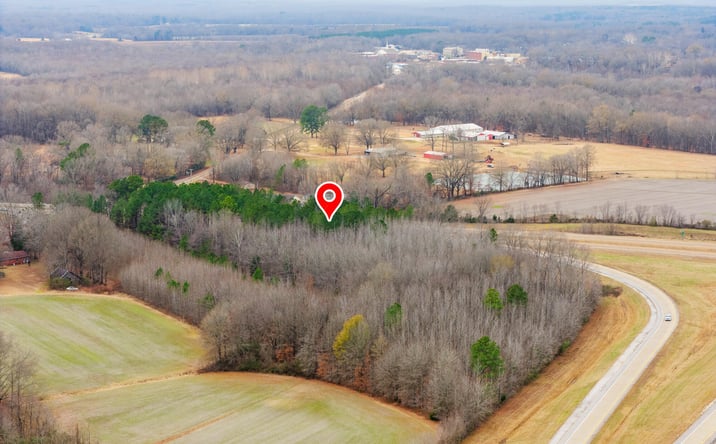 Pictures of Land property located at Veterans Dr S & Lexington St, Huntingdon, TN 38344 for sales - image #1