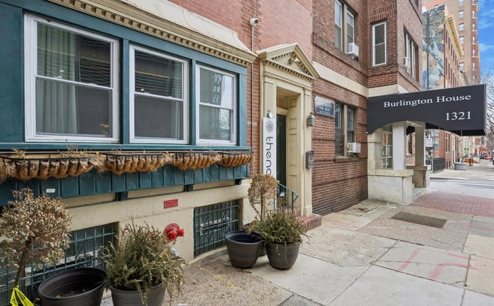 Pictures of Hospitality, Multifamily property located at 1325 Spruce St, Philadelphia, PA 19107 for sales - image #1