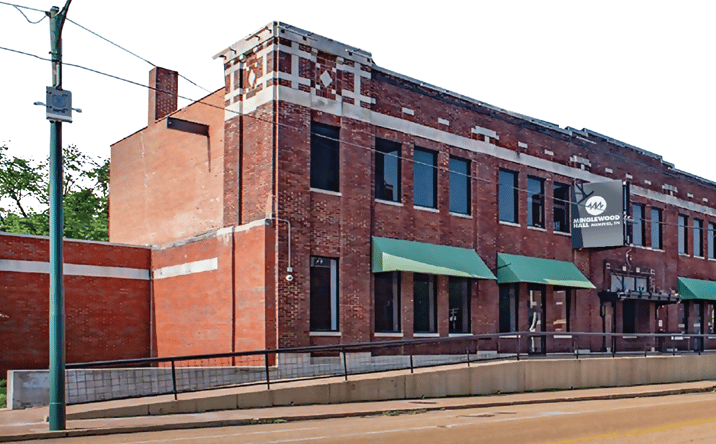 Pictures of Retail property located at 1555 Madison Ave, Memphis, TN 38104 for sales - image #1