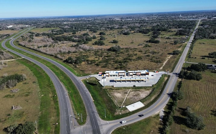 Pictures of Land, Mixed Use property located at 17922 TX-35, West Columbia, TX 77486 for sales - image #1