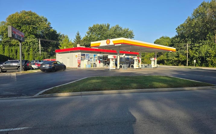 Pictures of Special Purpose property located at 37740 N Sheridan Road, Beach Park, IL 60087 for sales - image #1