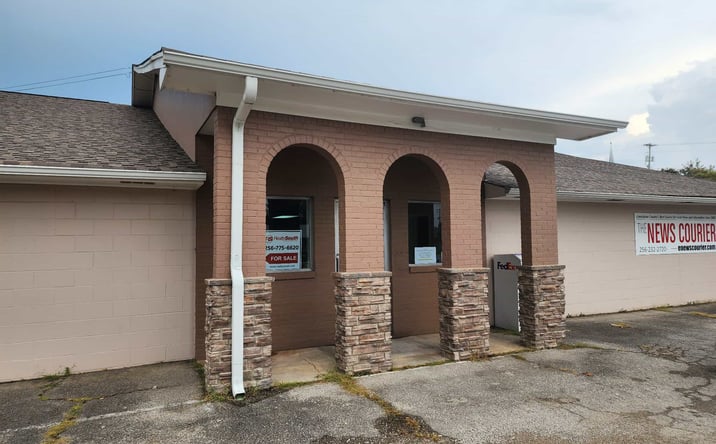 Pictures of Office property located at 410 W Green St, Athens, AL 35611 for sales - image #1