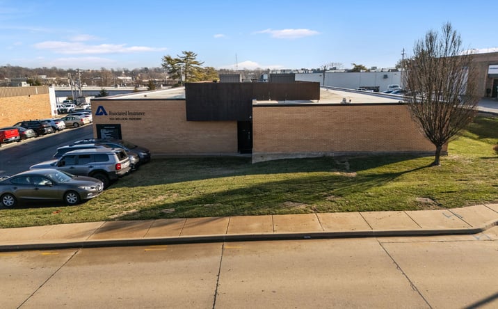 Pictures of Office property located at 150 Weldon Pkwy, Maryland Heights, MO 63043 for sales - image #1