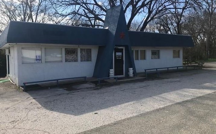 Pictures of Retail, Office property located at 600 N 2nd St, Hico, TX 76457 for sales - image #1