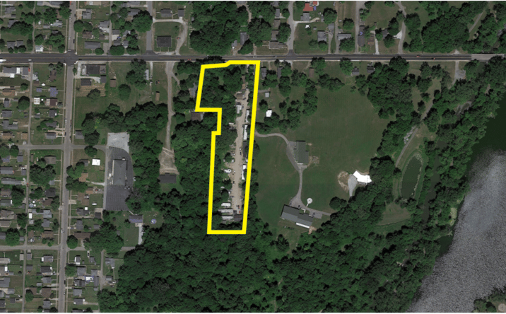 Pictures of Mobile Home Park property located at 325 E Cross St, Anderson, IN 46012 for sales - image #1