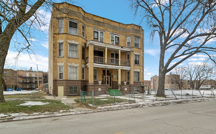 image of property at 5200 S PRAIRIE AVE Chicago IL 60615-3412