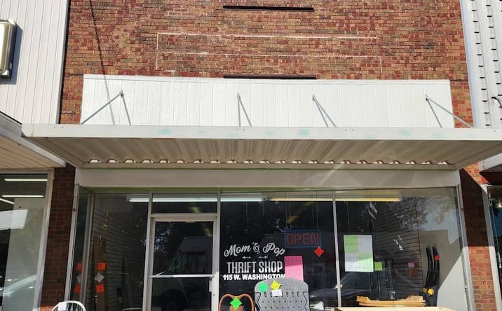 Pictures of Office property located at 115 W Washington St., Rushville, IL 62681 for sales - image #1