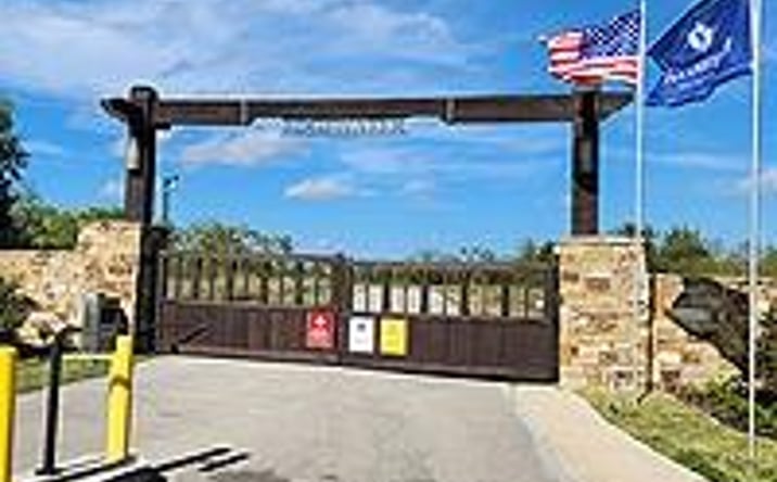 Pictures of Land property located at 8125 Southern Shore Court, Tool, TX 75143 for sales - image #1