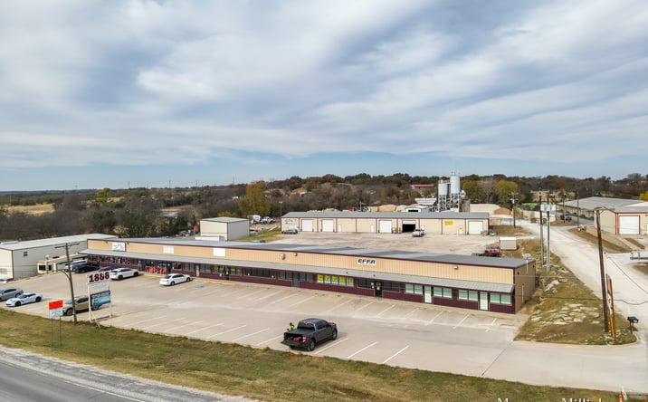 Pictures of Industrial property located at 1886 Mineral Wells Hwy, Weatherford, TX 76088 for sales - image #1