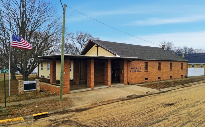 Pictures of Mixed Use property located at 1119 10th Avenue, Rock Falls, IL 61071 for sales - image #1
