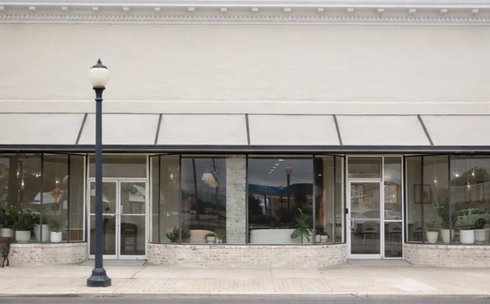 Pictures of Office, Retail property located at 9 NE Park Ave, Baxley, GA 31513 for sales - image #1