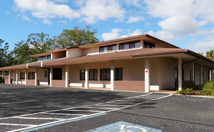 Pictures of Office property located at 5550 26th St W, Bradenton, FL 34207 for sales - image #1