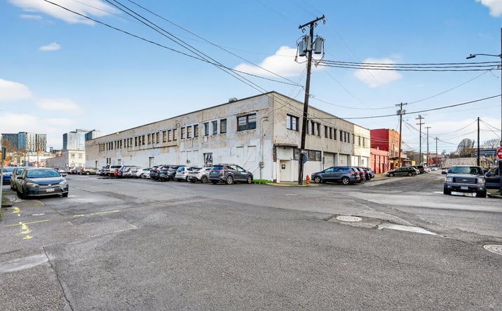 Pictures of Industrial property located at 203 SE Alder St, Portland, OR 97214 for sales - image #1