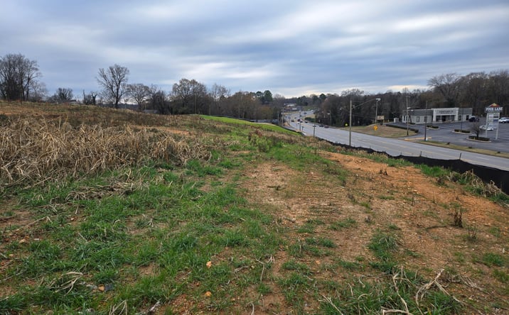 Pictures of Land property located at 900 Florence Blvd, Florence, AL, Florence, AL 35630 for sales - image #1