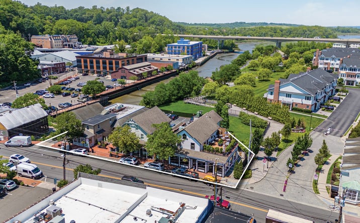 Pictures of Multifamily, Retail property located at 1353 Old Northern Blvd, Roslyn, NY 11576 for sales - image #1