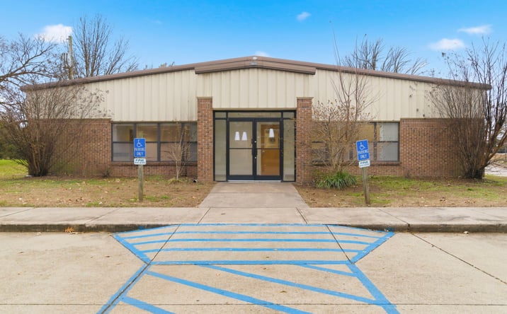Pictures of Office property located at 718 N Martin Ave, East Prairie, MO 63845 for sales - image #1
