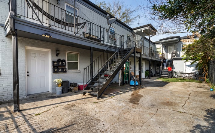 image of property at 3215 DRYADES ST New Orleans LA 70115-5253