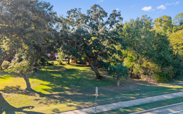 Pictures of Land property located at 0 Cowan Rd, Gulfport, MS 39507 for sales - image #1