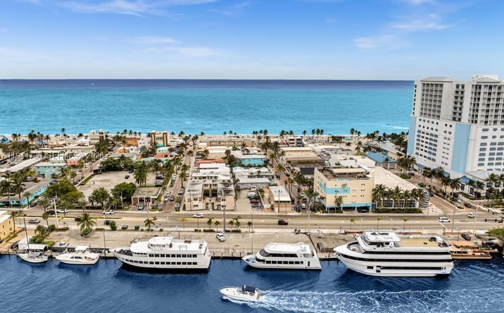 Pictures of Land property located at 1318 N Ocean Dr, Hollywood, FL 33019 for sales - image #1