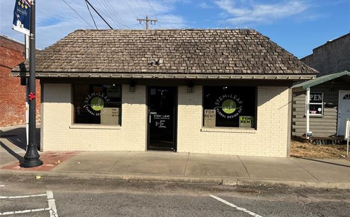 Pictures of Mixed Use, Retail property located at S Thornton St, Vian, OK 74962 for sales - image #1